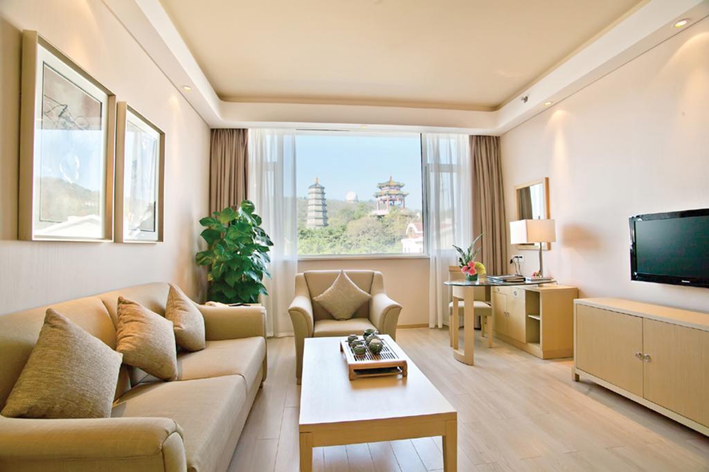 Zhanshan Garden Hotel Циндао Екстериор снимка