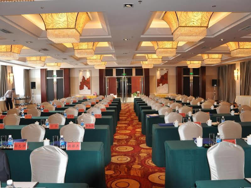 Zhanshan Garden Hotel Циндао Екстериор снимка