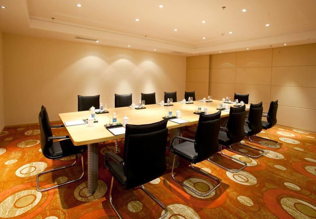 Zhanshan Garden Hotel Циндао Екстериор снимка
